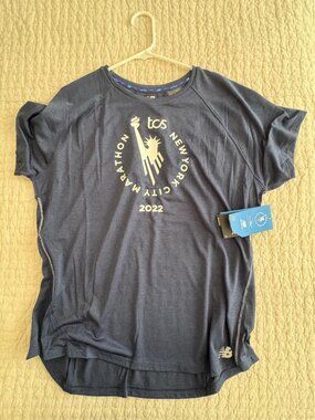 2022 New Balance Women's NYC Marathon Impact Short Sleeve Shirt